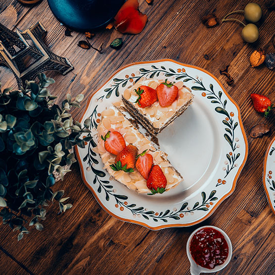 Strawberry Cake